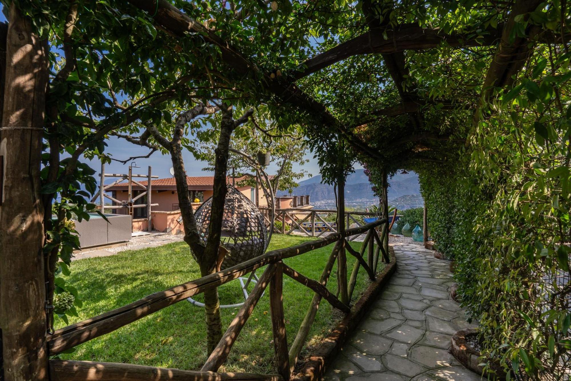 Villa Caruso Private Heated Pool & Sea View Sorrento Exterior photo